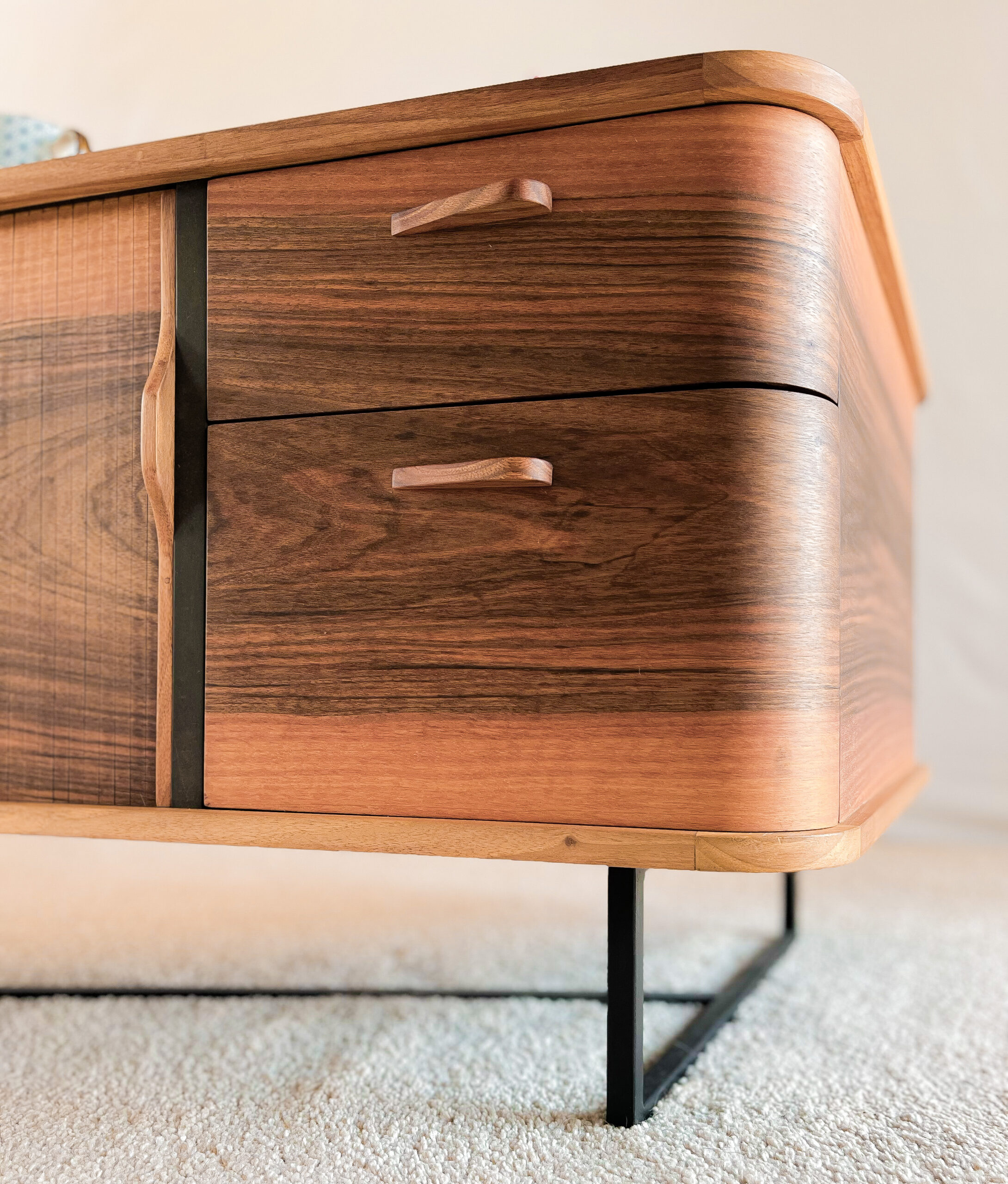 détail tiroir en bois