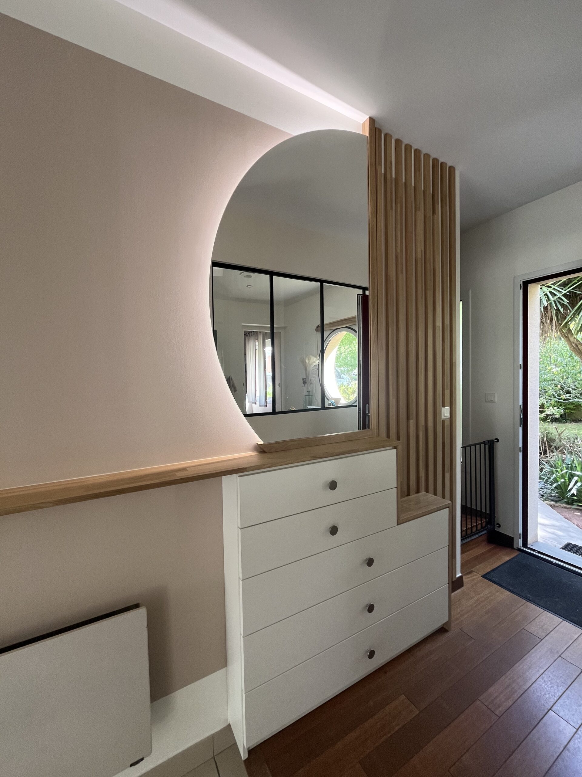 Console d’entrée avec miroirs